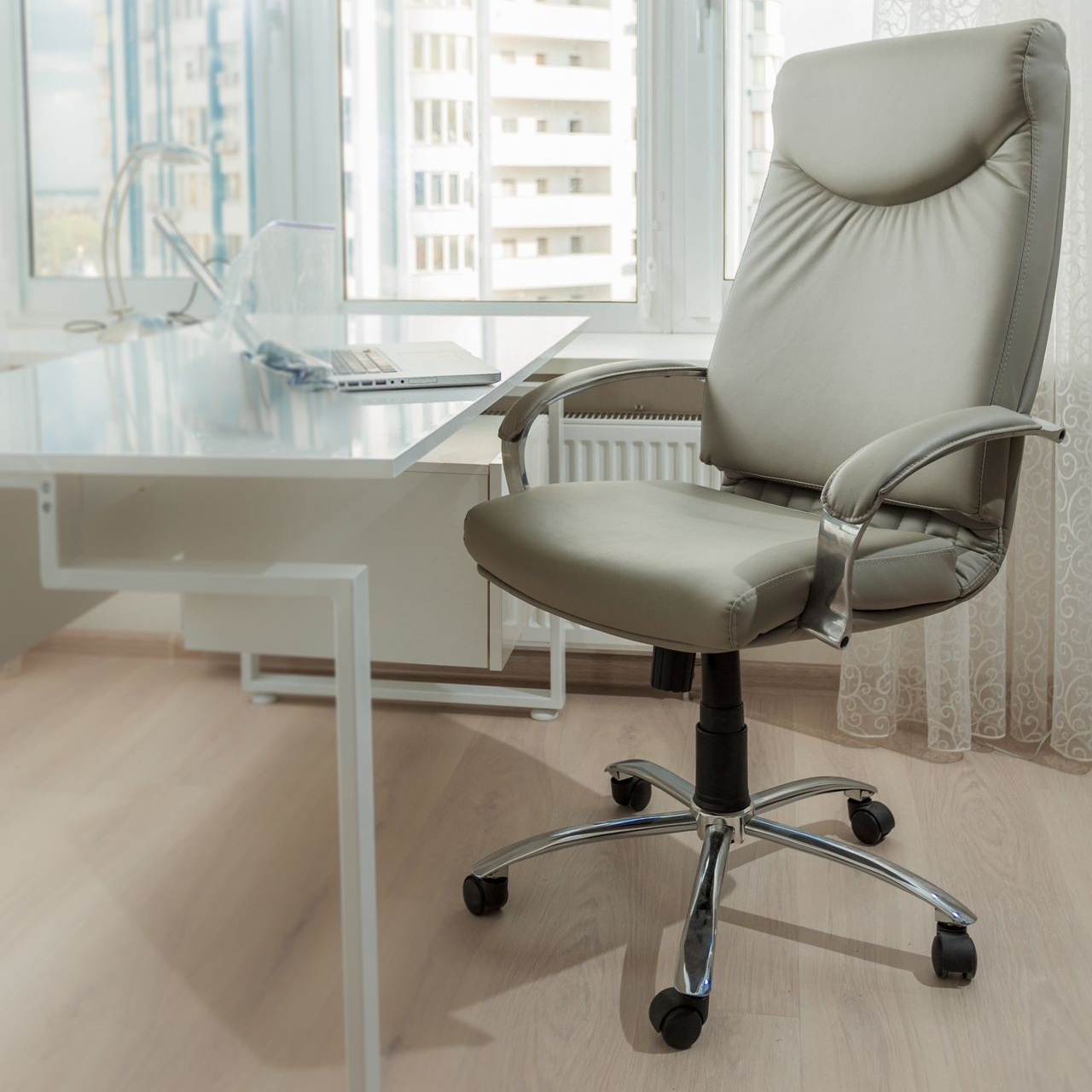 Pre-owned office chair Cincinnati