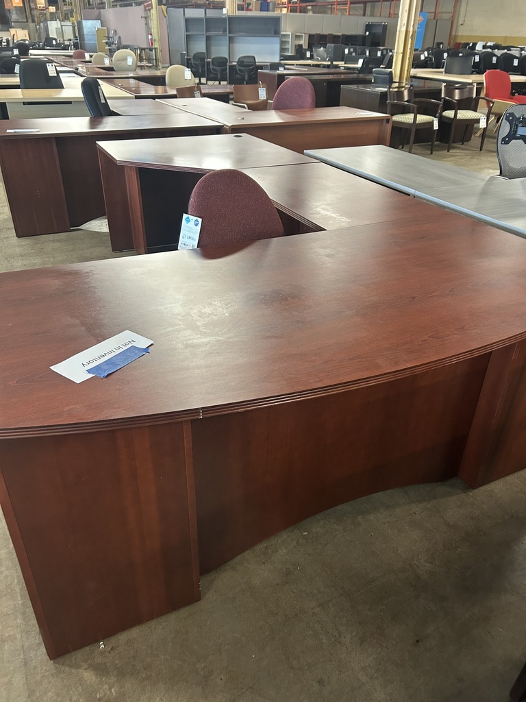 30x72 Bowfront w/BBF - Cherry