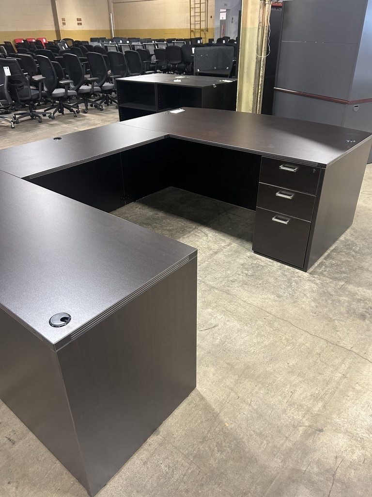 36x72x108 U Shape Bow Front - Espresso/Mocha