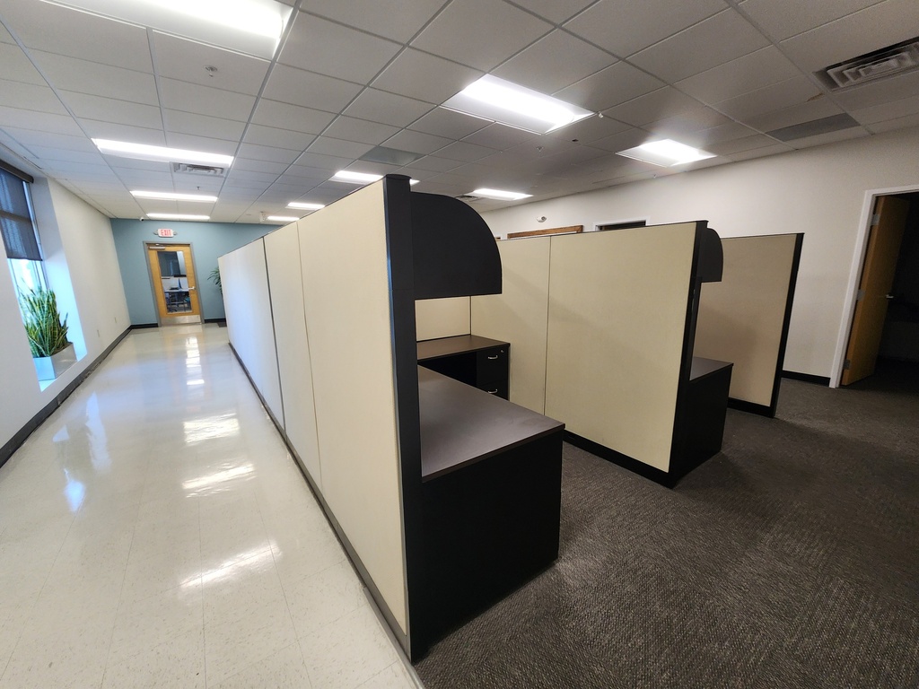 Steelcase Answer 6x7 Workstation 