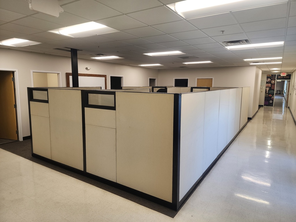 Steelcase Answer 6x7 Workstation 