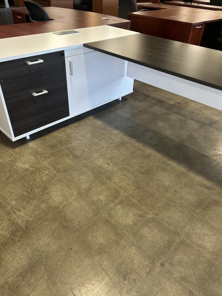 goSIT LH L Desk w/Power - Gray & White 