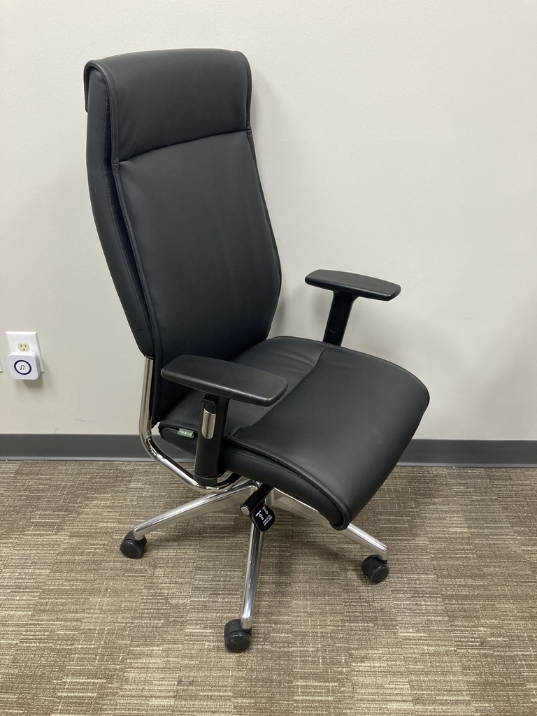 CD-2103HB-AA Alto Blk Leather High Back, Adj Arm Chair