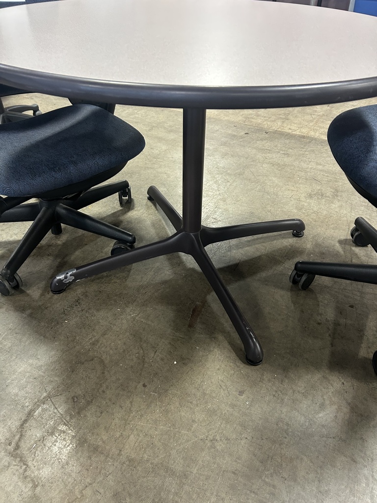 42" Round Table - Speckled Gray w/Black Base