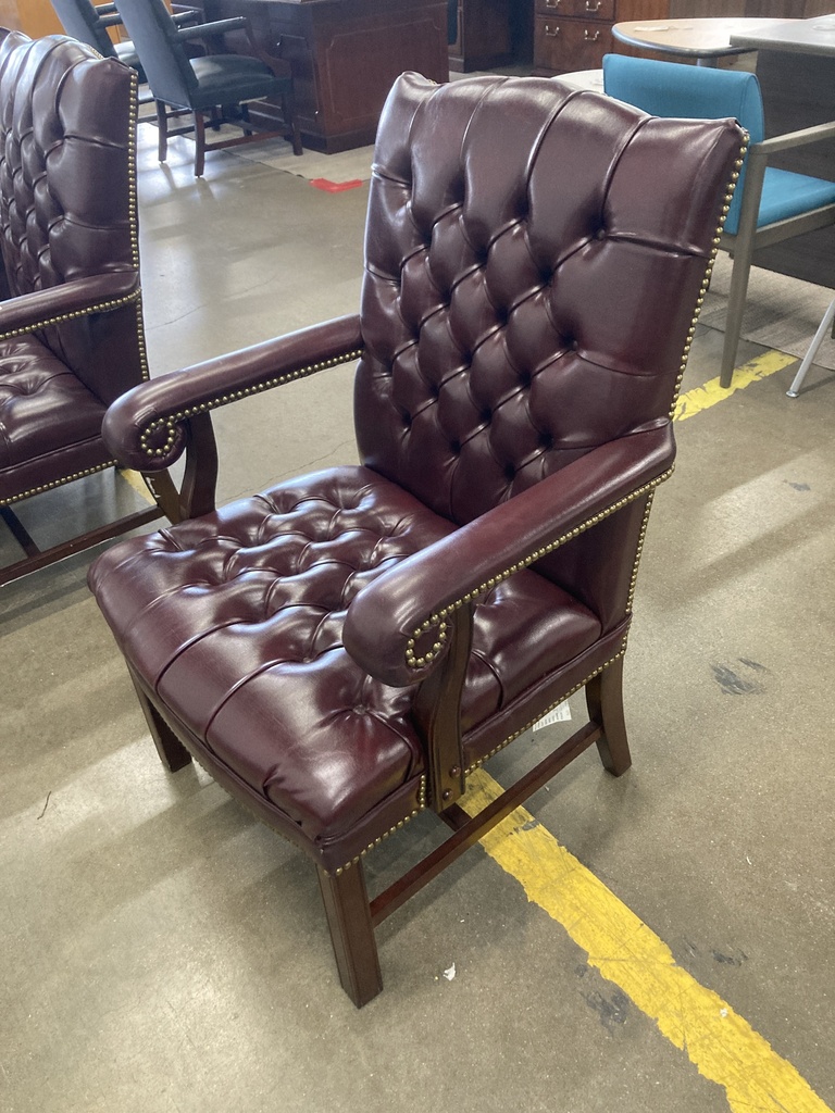 Traditional Tufted Arm Chair Maroon