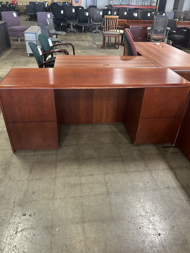 30x60 Dbl Ped w/ Dbl Ped Matching Credenza - Cherry 