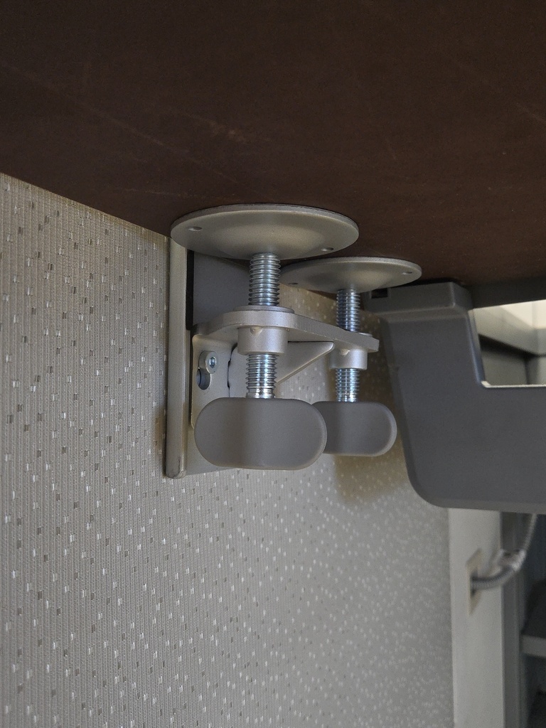 Dual Monitor Arm
