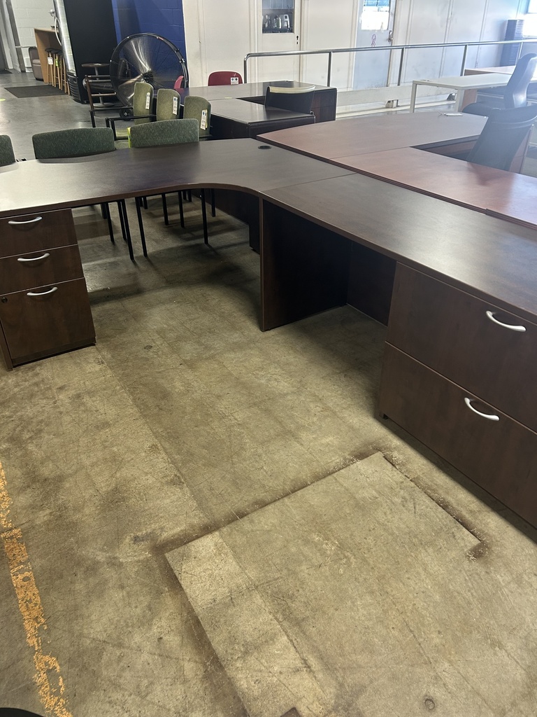 Steelcase 36x72 RH Porkchop w/BBF & 2 Drawer Lateral Credenza - Mocha