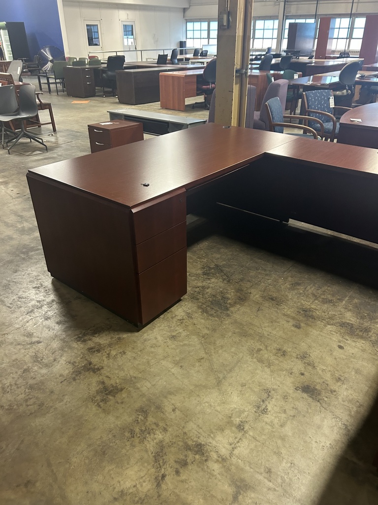 34x72 Kimball RH U Group w/Double Peds & Hutch - Mahogany