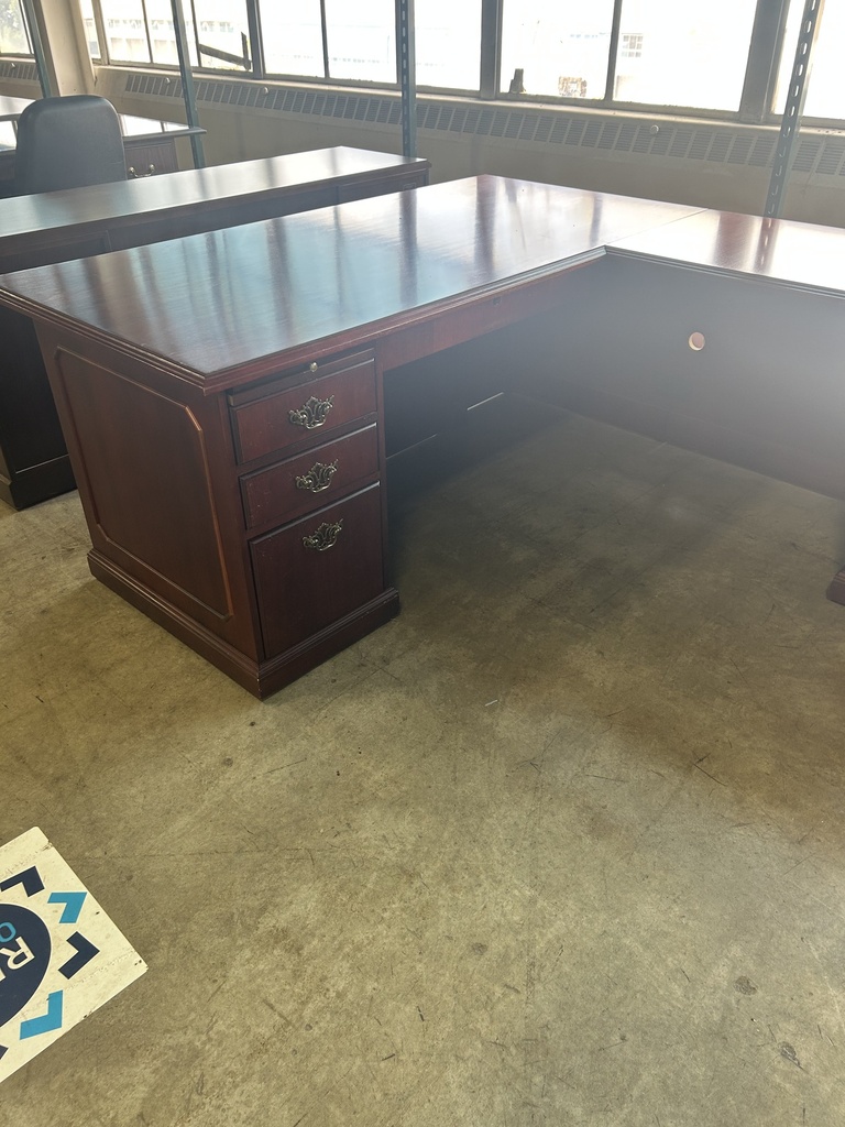 72x85 L-shaped Mahogany Hon National Desk