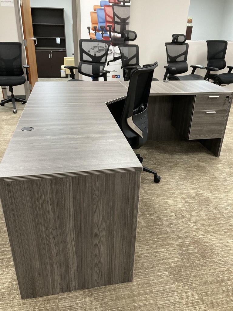 Euroline Corner desk Mahogany w/2 returns dbl ped