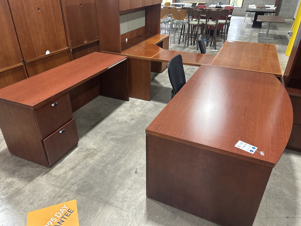 JSI - 72" Bow DBL Ped Desk- Cherry