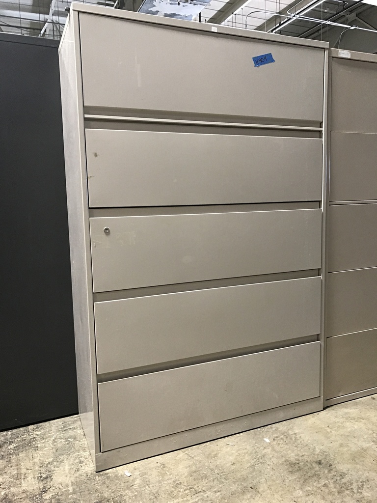42" Steelcase 5 Drawer Lateral Putty