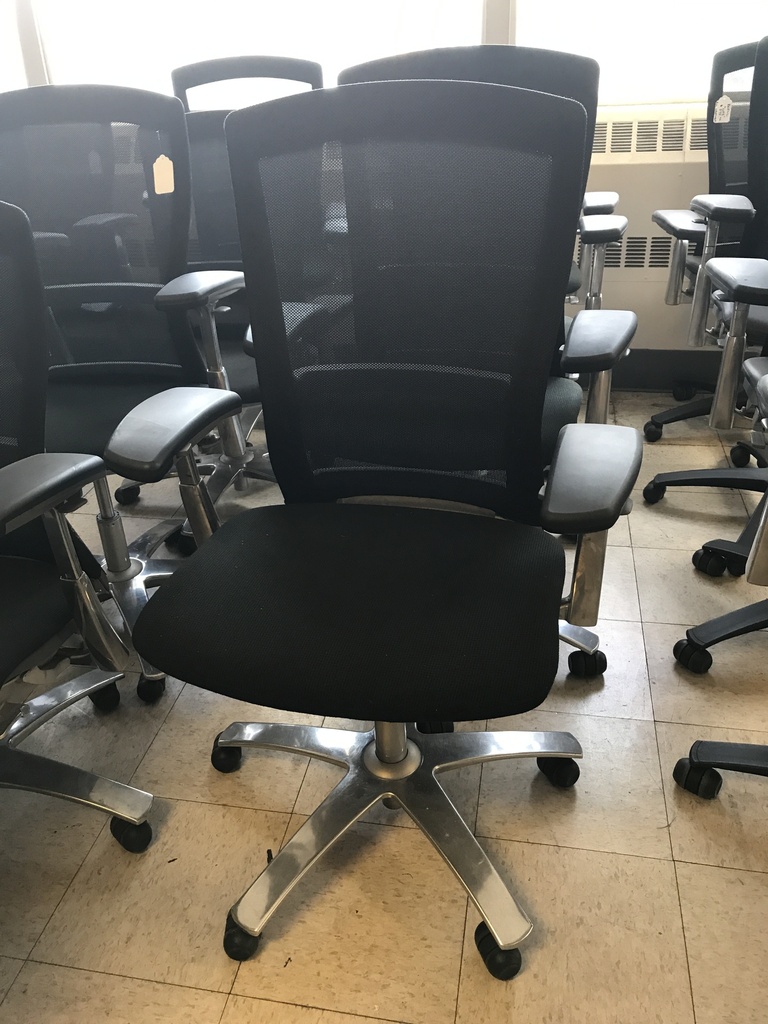 Knoll Life Mesh Back Task Chair 4D Arm- Fabric Black (Chrome Base)