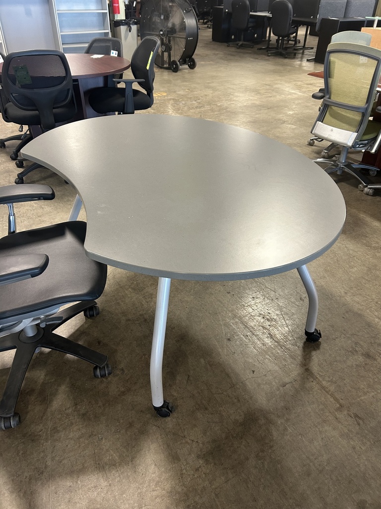 60" Moon Shape Mobile Training Table - Grey