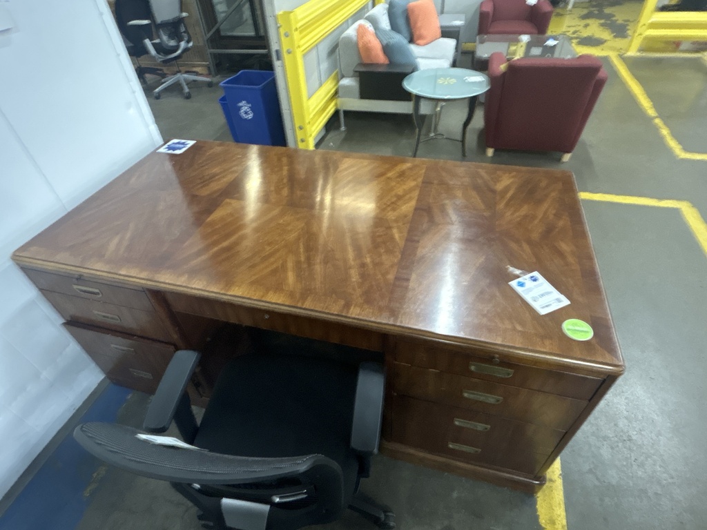 Walnut Veneer Dbl Ped Desk w/Checkered Top