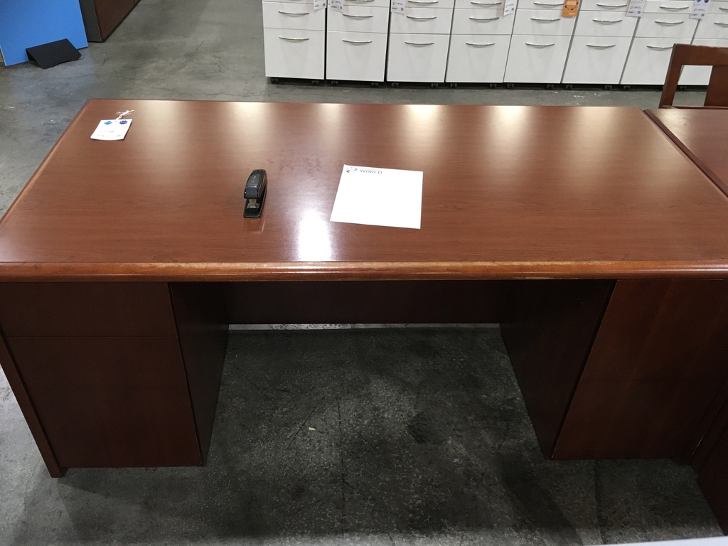 Cherry Dbl Ped Desk 36x72 