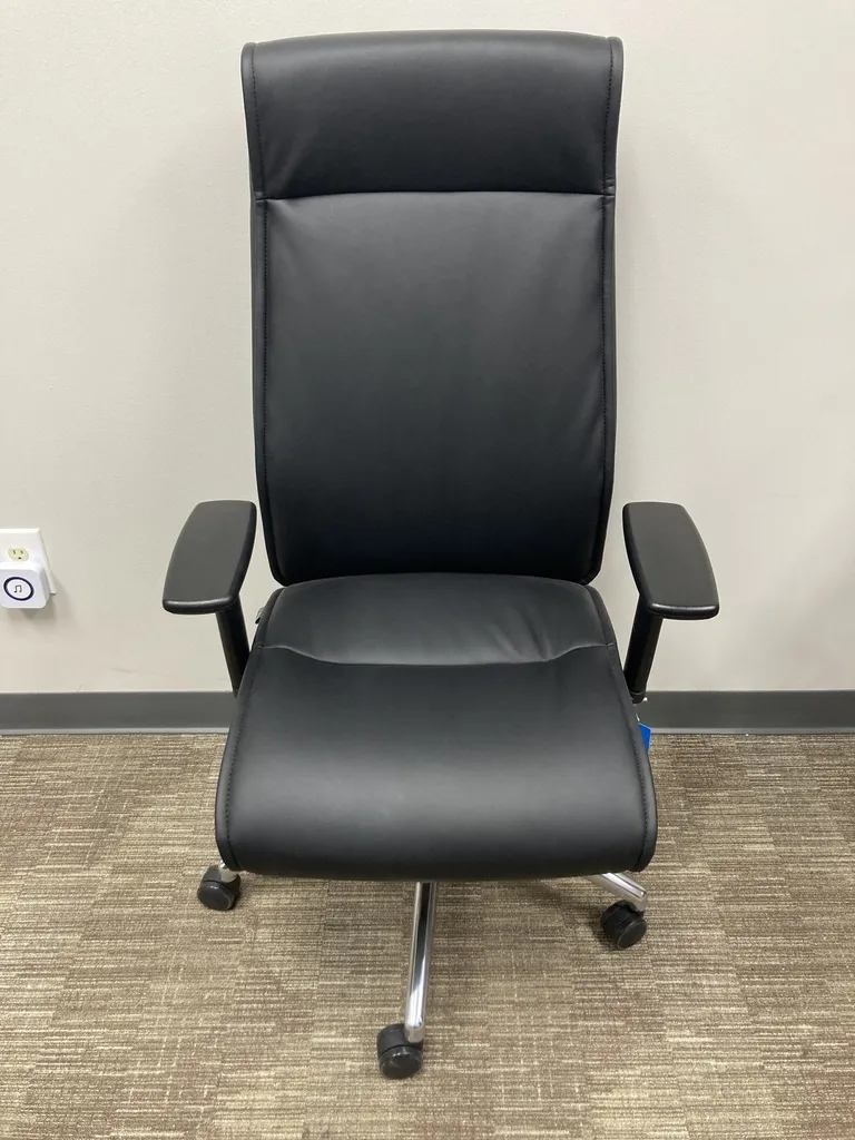 CD-2103HB-AA Alto Blk Leather High Back, Adj Arm Chair