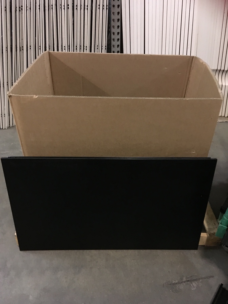 42x24 Metal Black