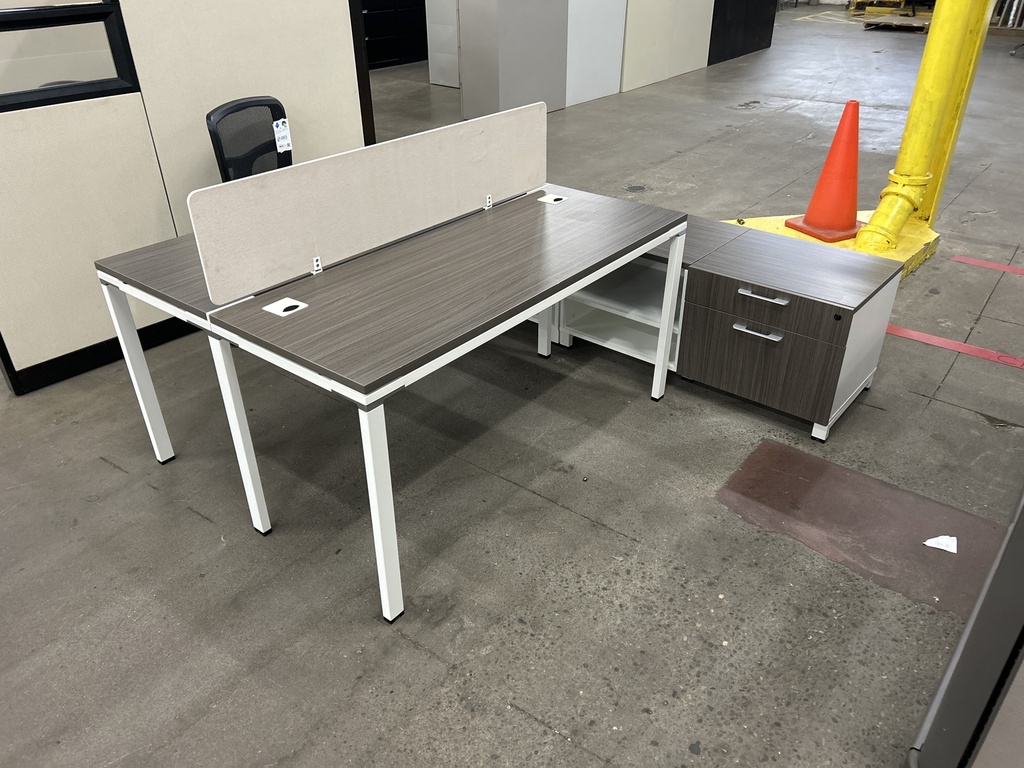 Pod of 2 - Comes With 2-24"x60" Desks w/Divider and 2-2Drawer Lateral/Shelf Combos