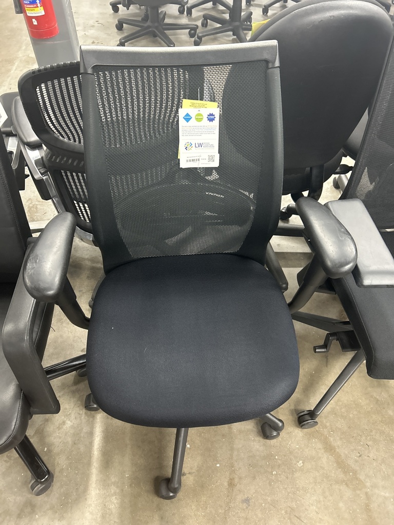 Black Haworth Improv SE Task Chair