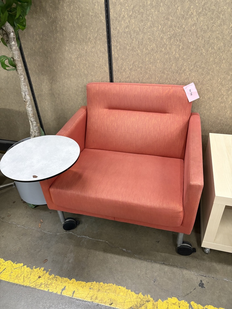 Lobby Chair Red w/wheels