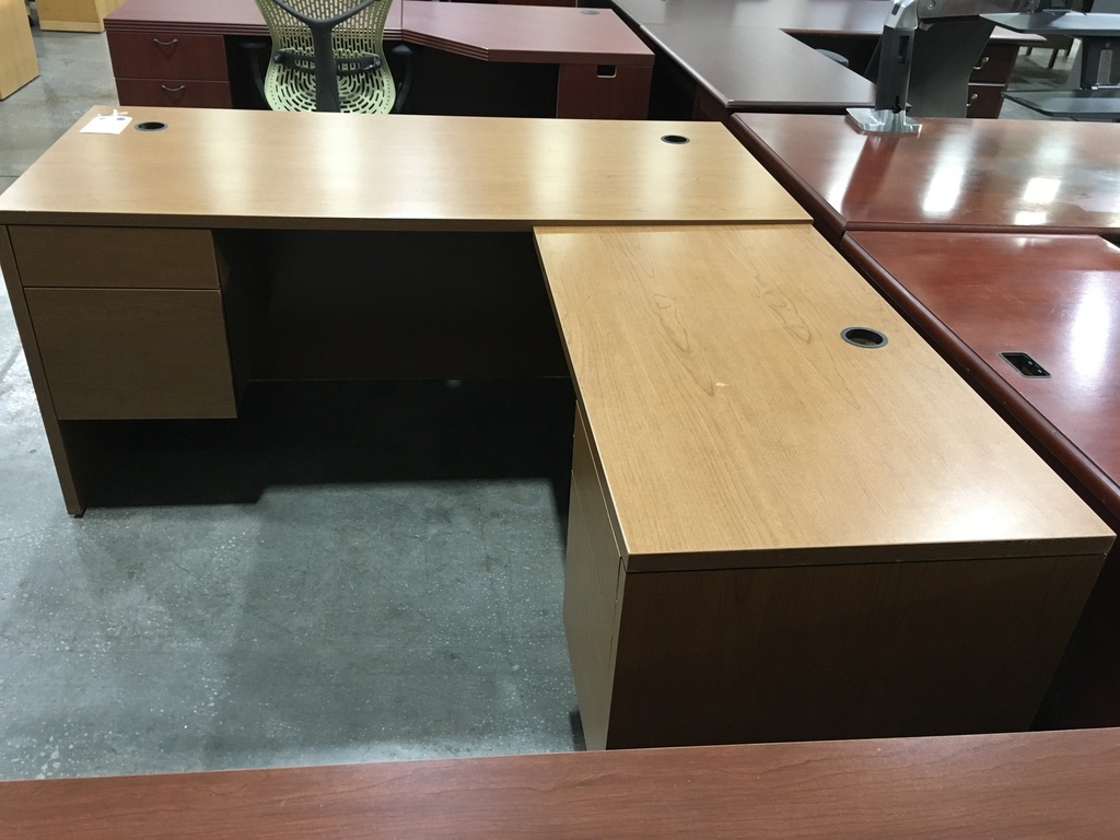 30x66 Honey L Shape RH