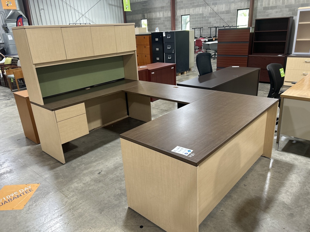 30x66 Global U Shape - LH - Walnut/Maple w/hutch