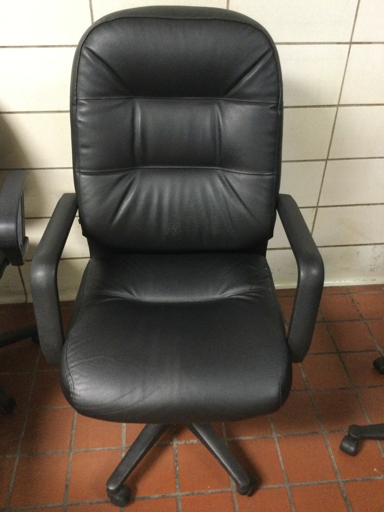 Black Vinyl High Back Executive Chair