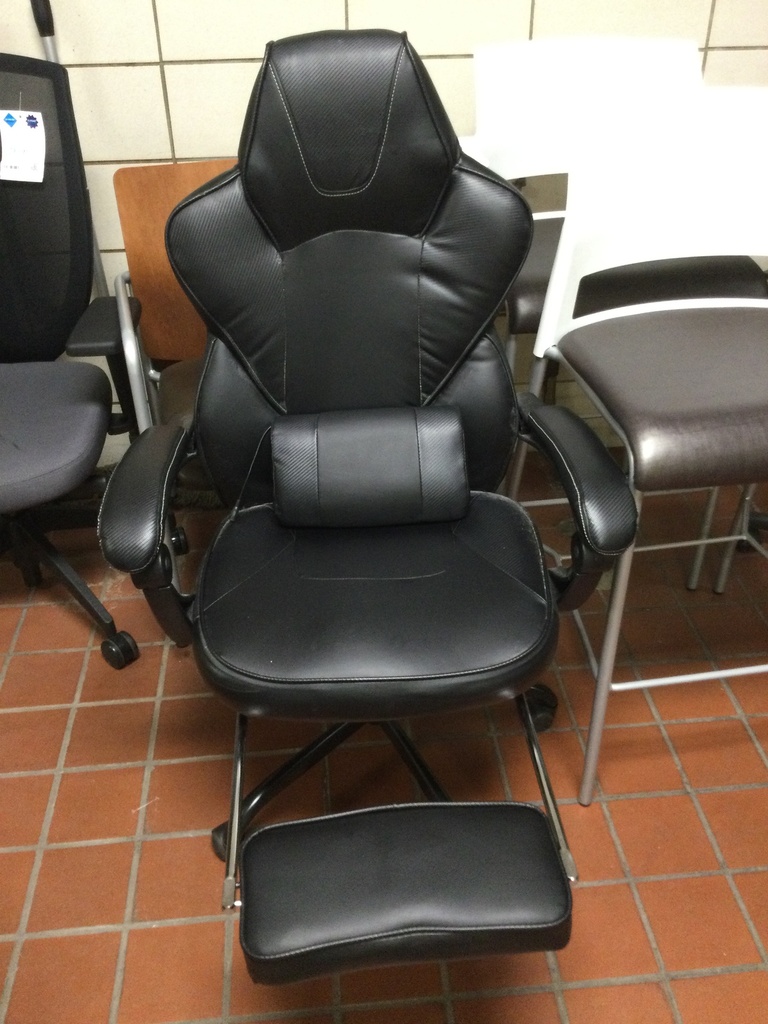 Black Leather Gaming Chair w/Leg Cushion Slide Out
