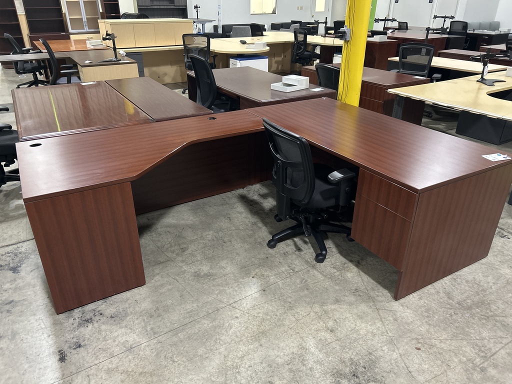 72x102" LaCasse LH L Shape Desk - Mahogany