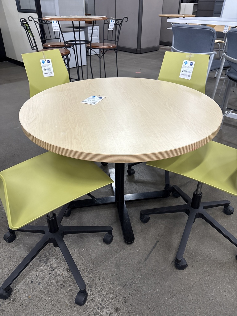 42" Table Blonde 