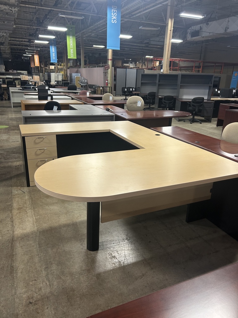 72" x 102" Hon LH U Shape D-Top w/BBF Pedestal - Black w/Blonde Top