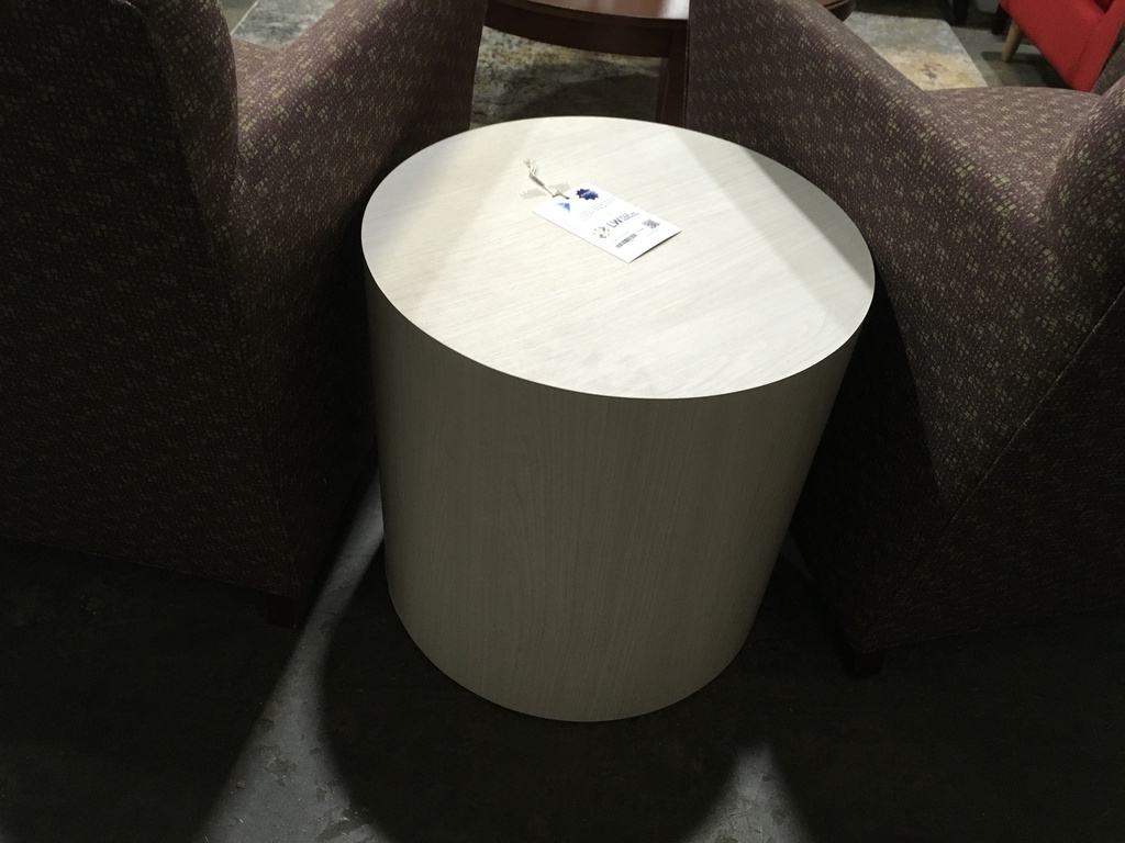20" Aspen round coffee table