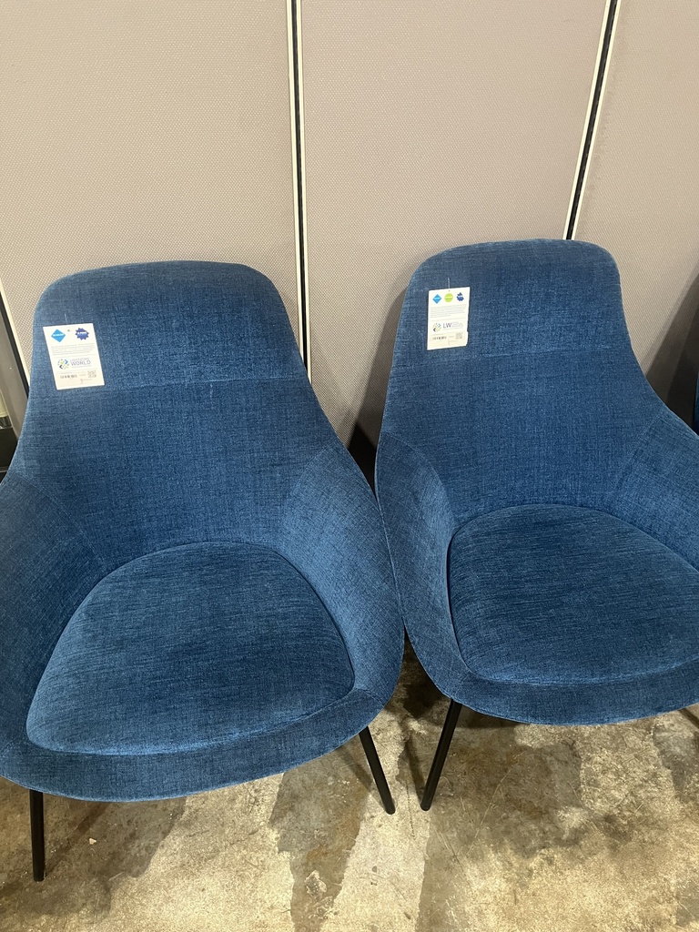 Herman Miller Naught One Lounge Blue Reception chairs