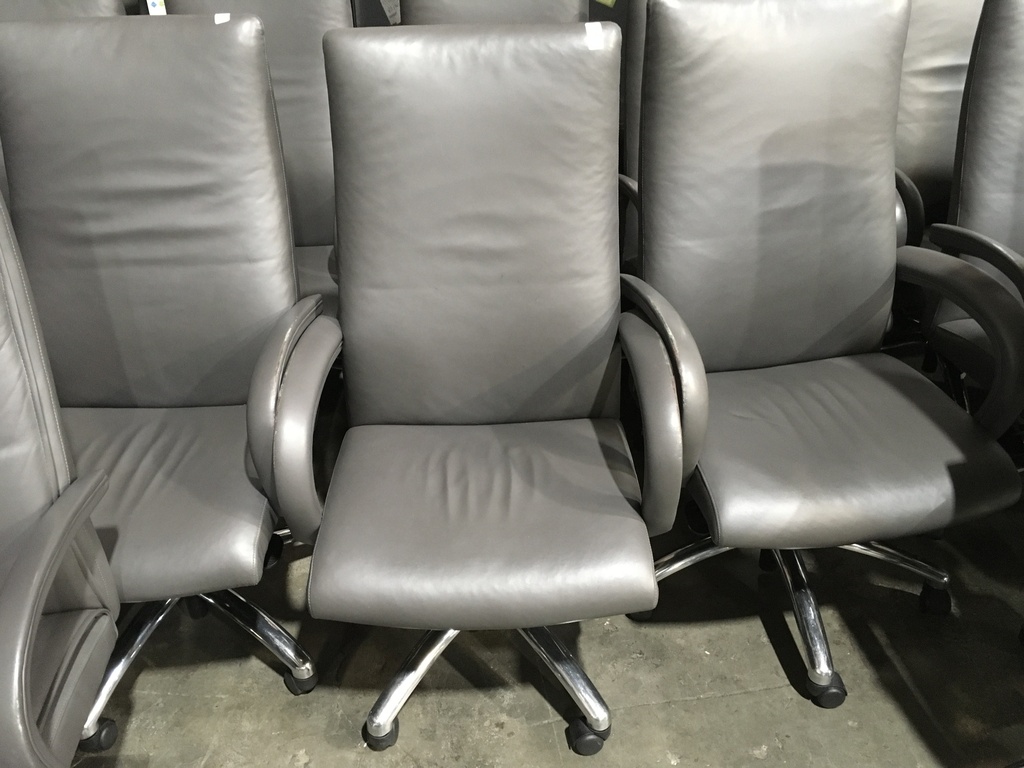 Grey Leather Conference Chair (Frost Brown)