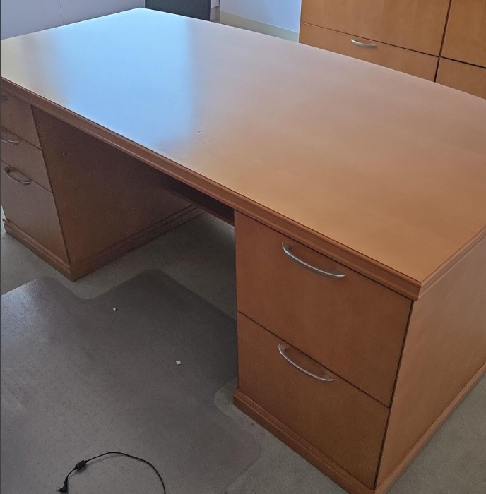 36x72 Maple Bow Front w/ Credenza and Hutch 