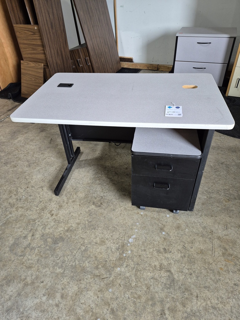 30x48 Table Desk w/ Mobile Ped