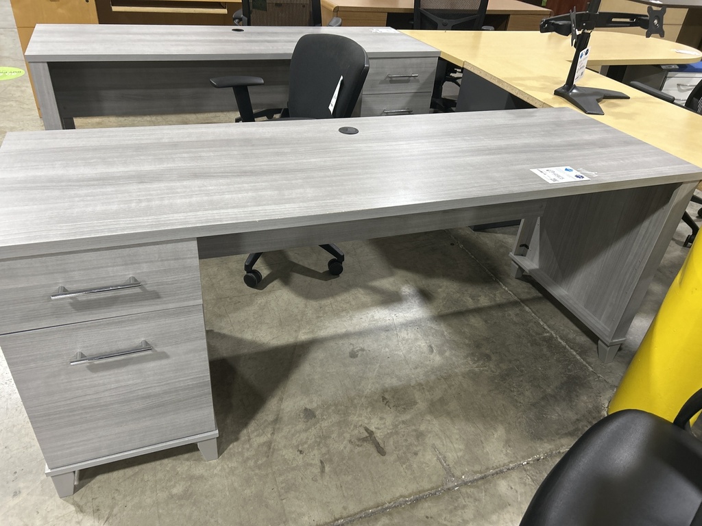 24x72 Desk, Dbl Ped Grey  