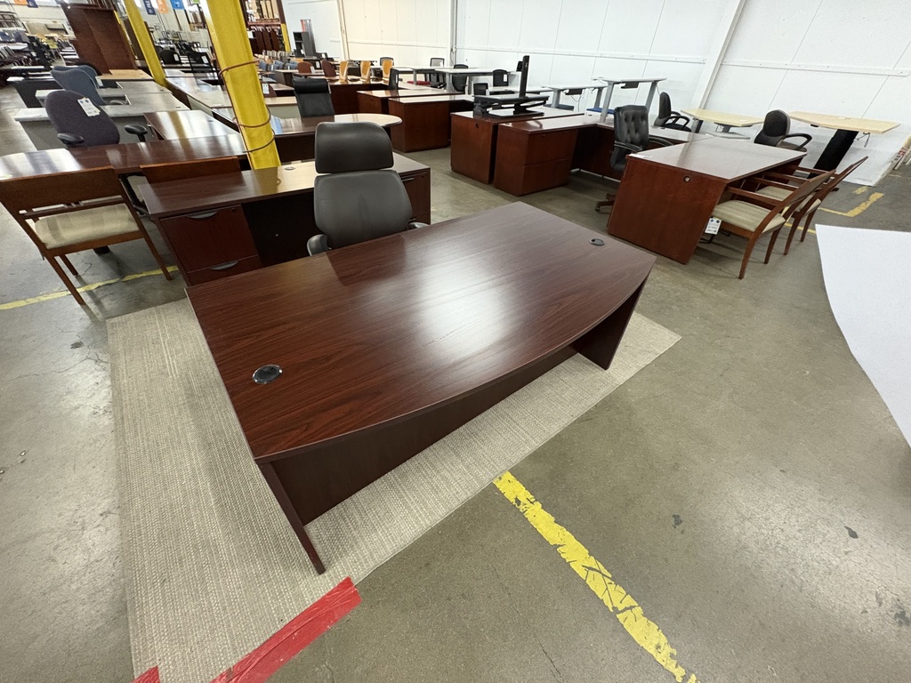 42"X72" Bowfront Desk Single Left Ped (Mahogany)