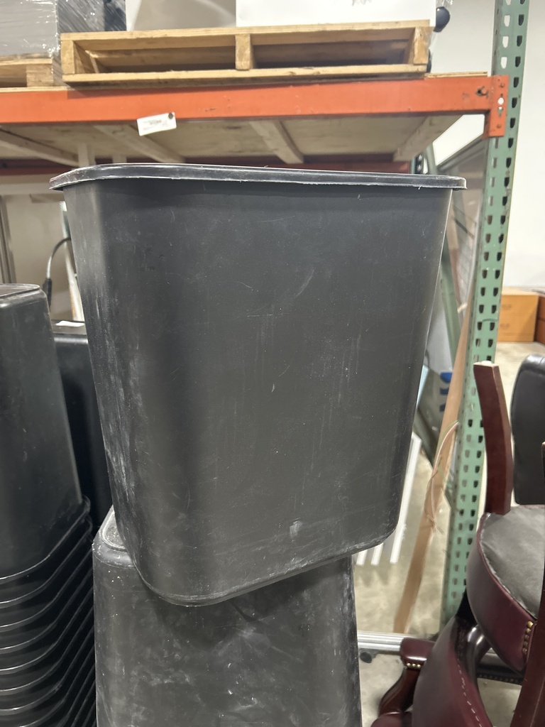 7 Gallon Black Trash Can
