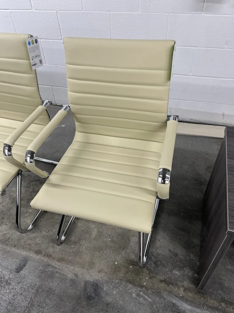Pantera Tan Guest Chair, Chrome frame 