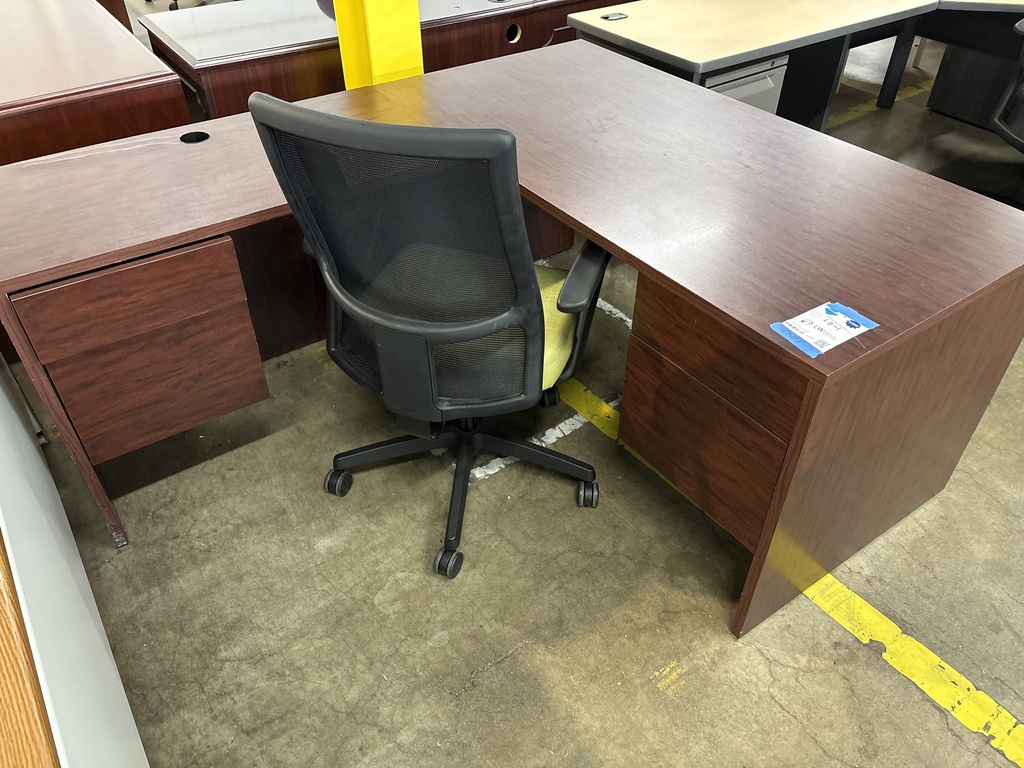30x60 L-Desk DP (LH) Mahogany 