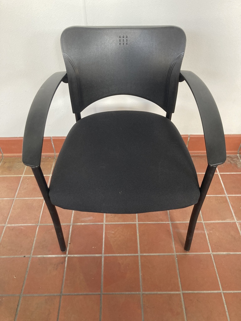 Side Chair Black Plastic Back