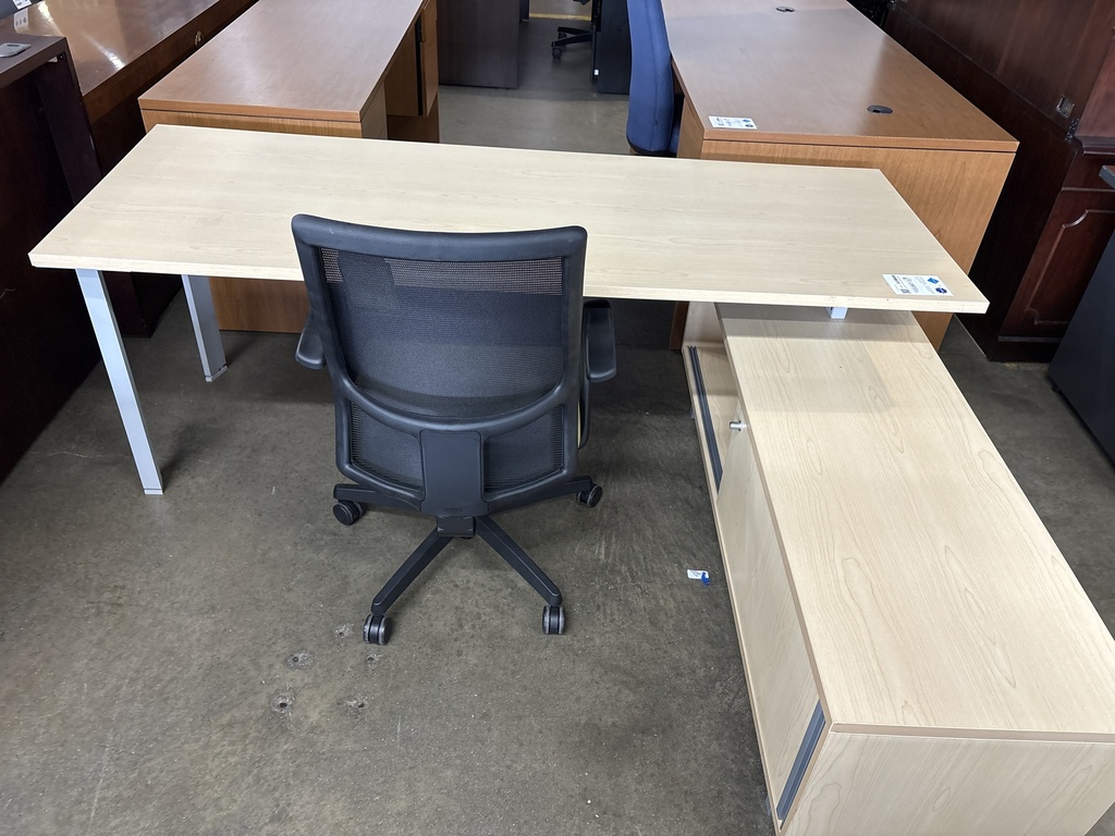 L shape desk, Maple laminate, lower credenza 78" x 60"