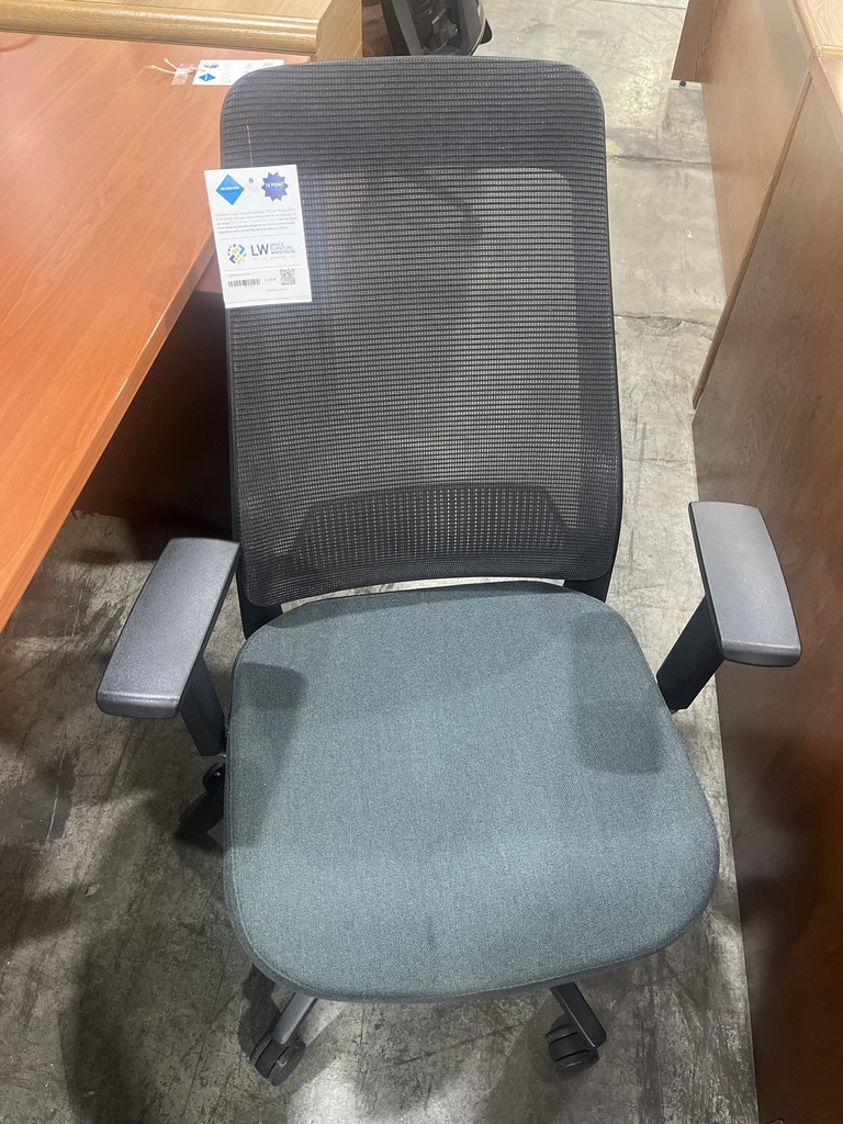 Mesh Back Task Chair