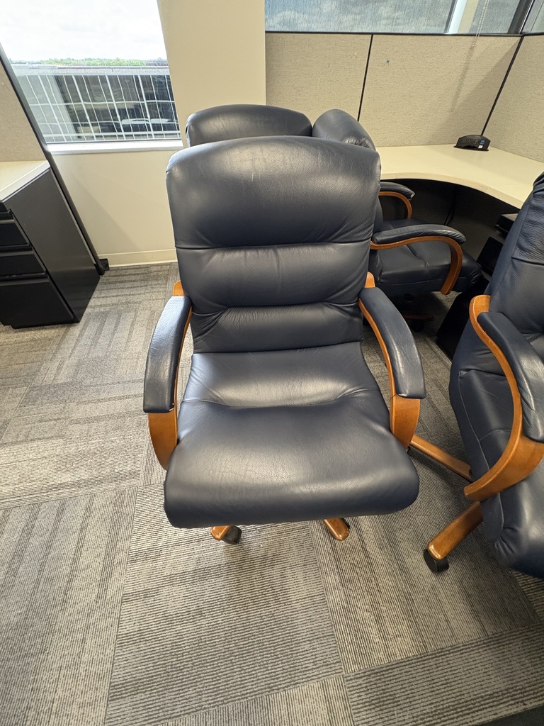 Lazy Boy vinyl conference chair with padded arm rests navy 