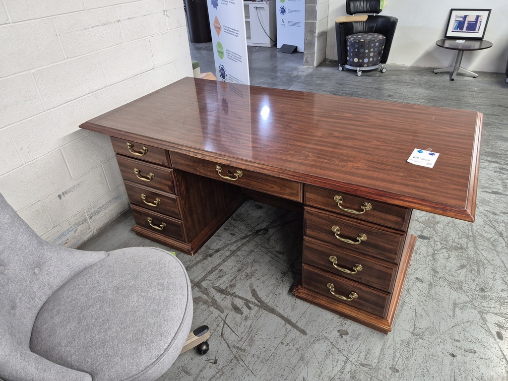 36x72 Mahogany Traditional Desk