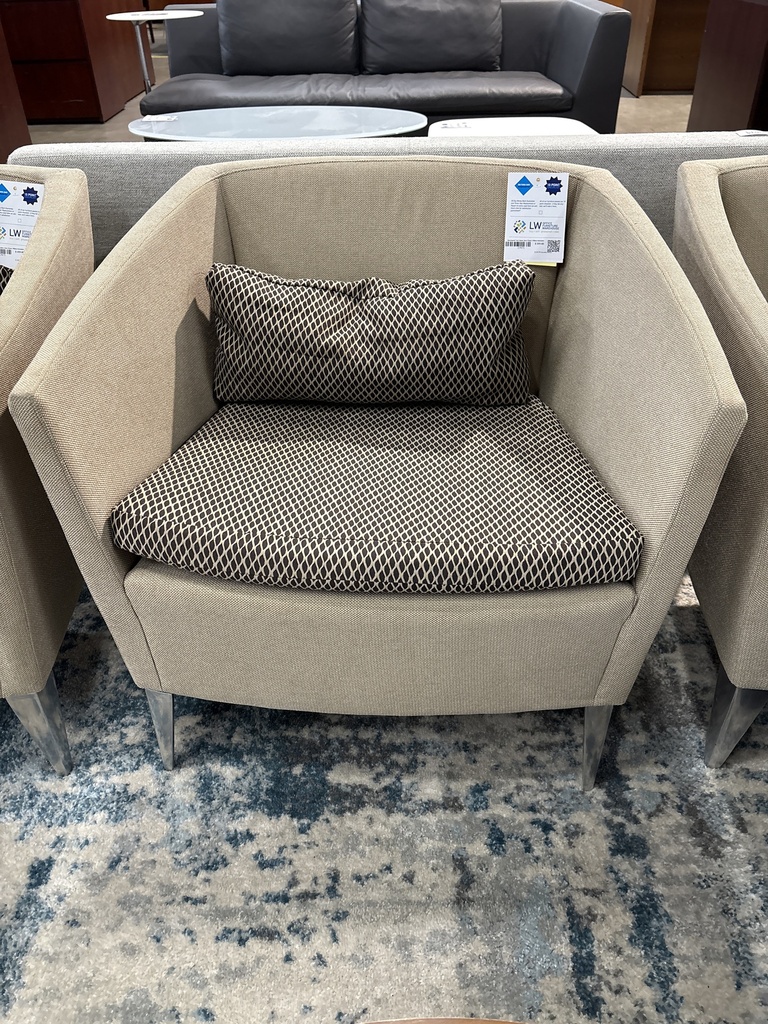 Bernhardt Tan Fabric Arm Chair/ Pillow Included 