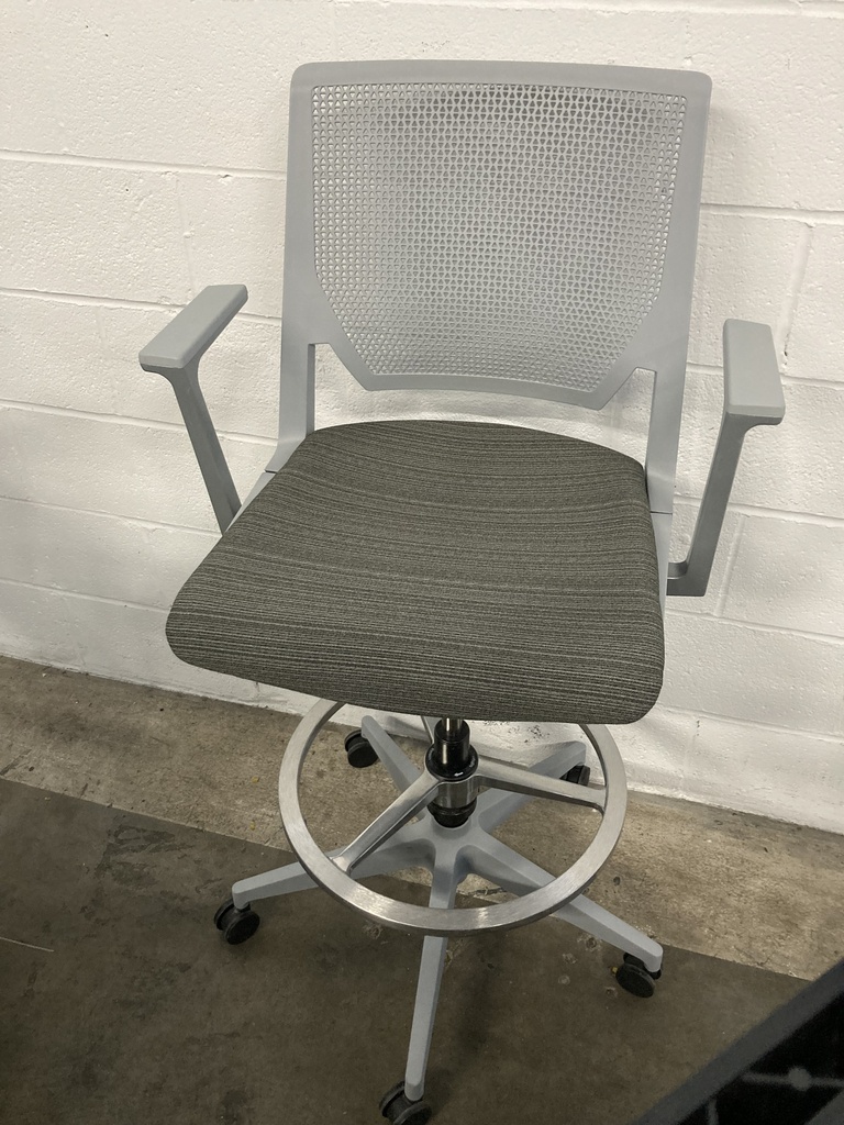 Haworth Very Stool on Casters, Fixed Arms, Grey 